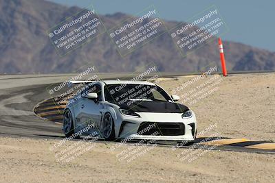 media/Oct-24-2025-Doghouse Garage (Fri) [[783d2ff07a]]/3-Intermediate/Session 3 (Turn 12)/